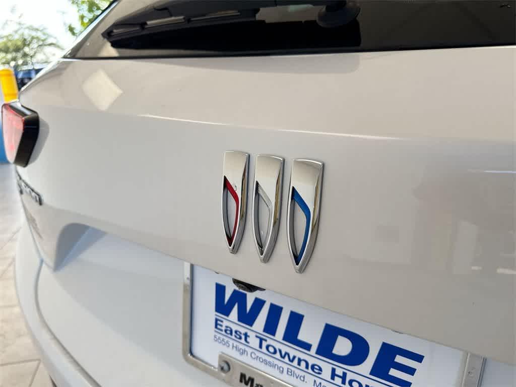 used 2025 Buick Envision car, priced at $34,992