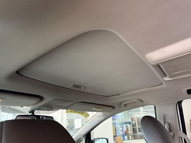 used 2013 Honda Odyssey car, priced at $13,999