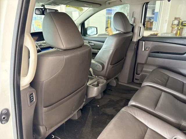 used 2013 Honda Odyssey car, priced at $13,999