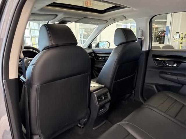 used 2025 Honda CR-V car, priced at $36,547