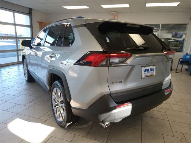 used 2020 Toyota RAV4 car, priced at $29,753