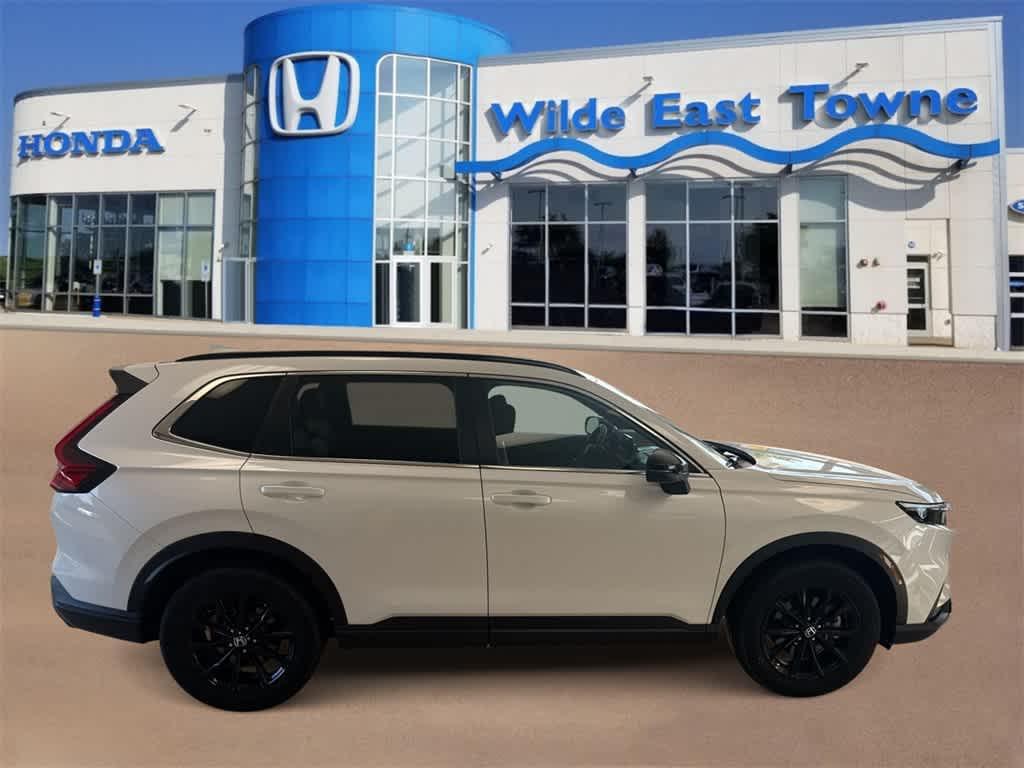 used 2025 Honda CR-V Hybrid car, priced at $36,996