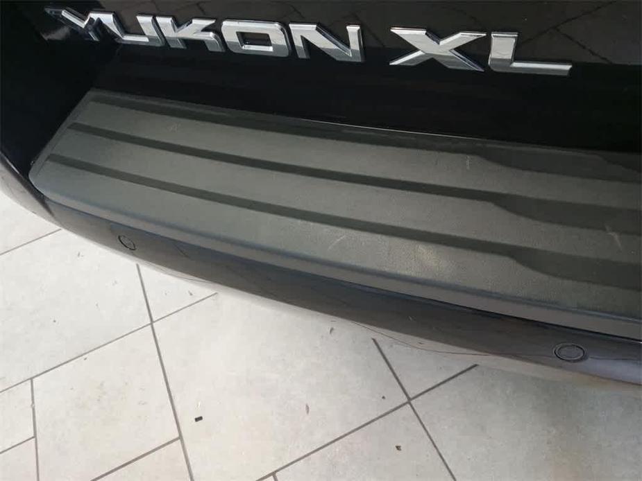 used 2018 GMC Yukon XL car, priced at $23,430