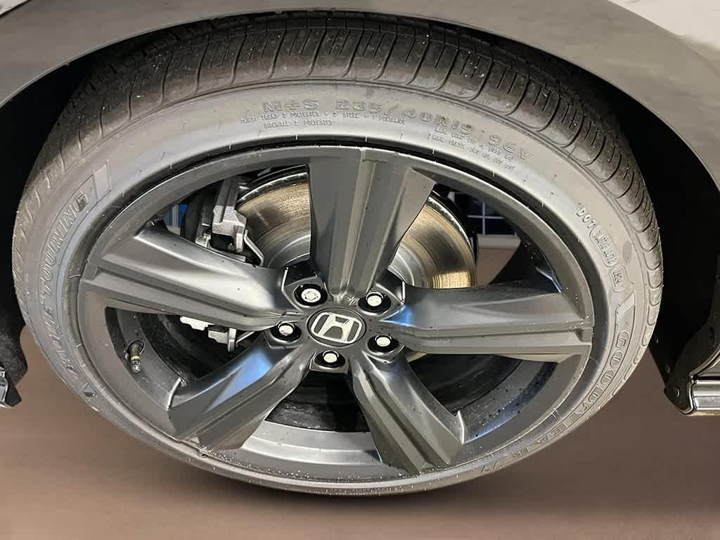 new 2025 Honda Accord Hybrid car, priced at $34,376