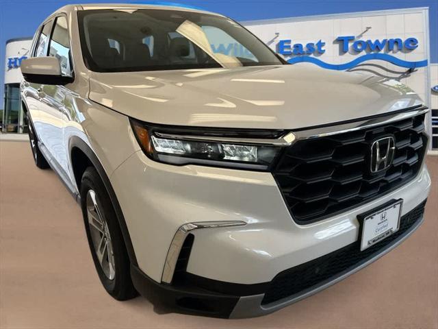 used 2025 Honda Pilot car, priced at $44,782