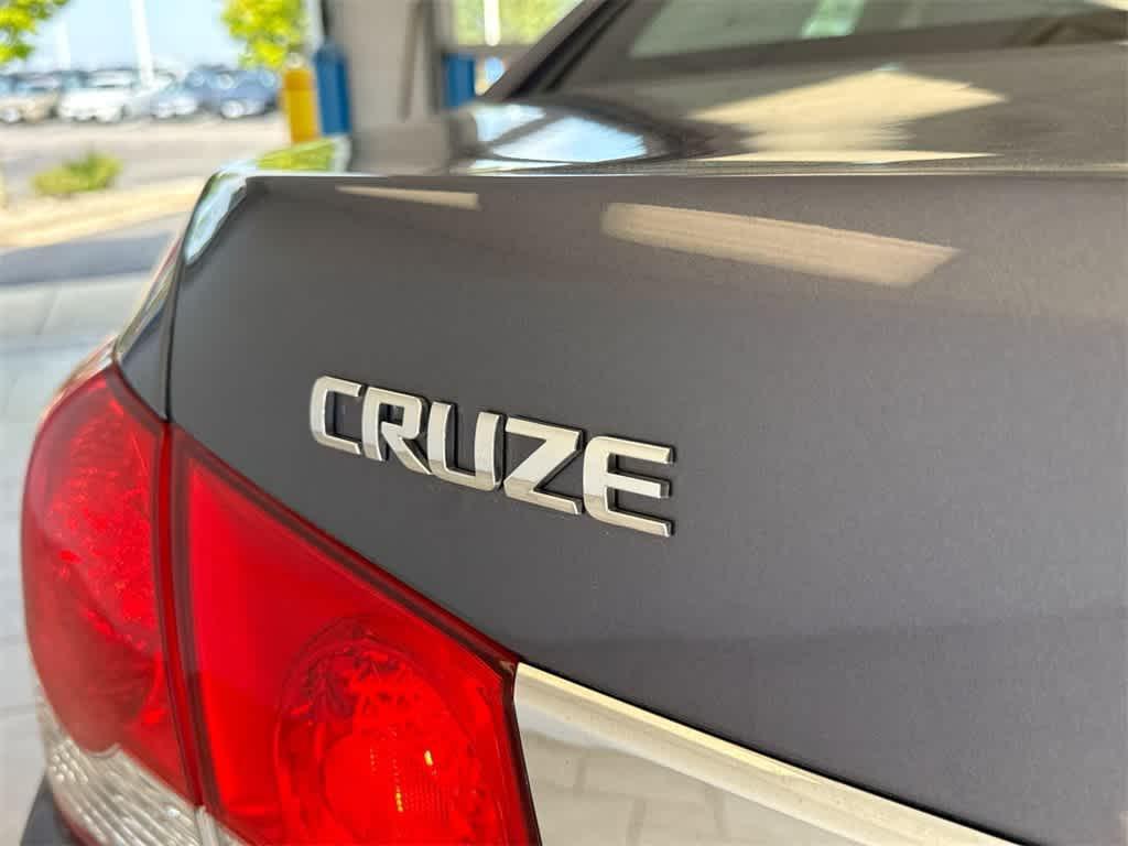 used 2014 Chevrolet Cruze car, priced at $6,595