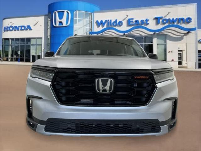 new 2025 Honda Pilot car, priced at $50,795