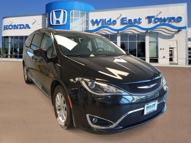 used 2017 Chrysler Pacifica car, priced at $13,626