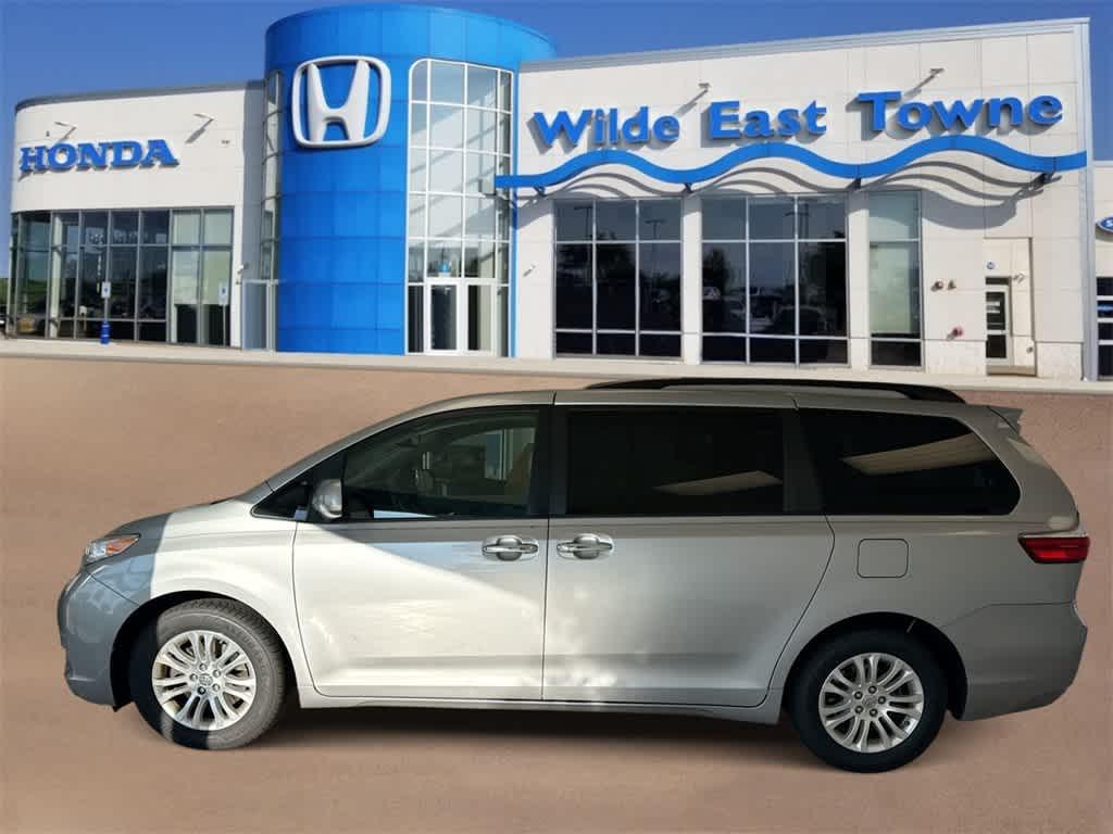 used 2015 Toyota Sienna car, priced at $19,964