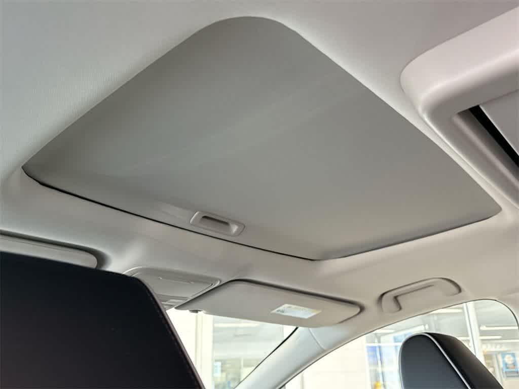 used 2025 Honda Odyssey car, priced at $47,772