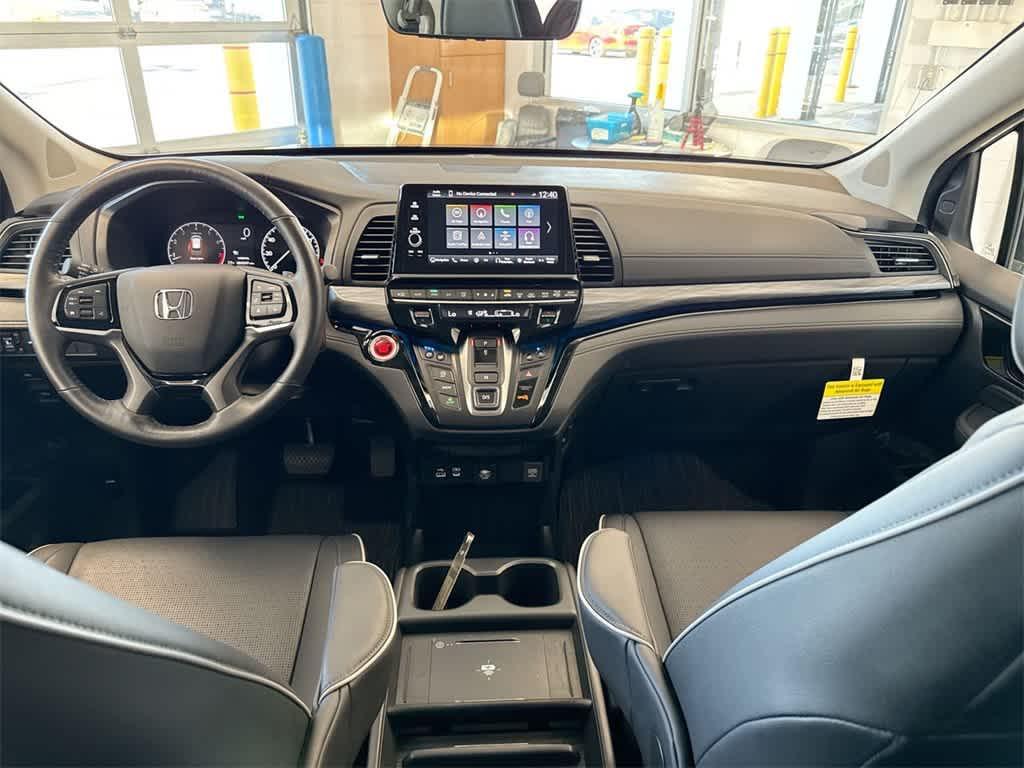 used 2025 Honda Odyssey car, priced at $47,772