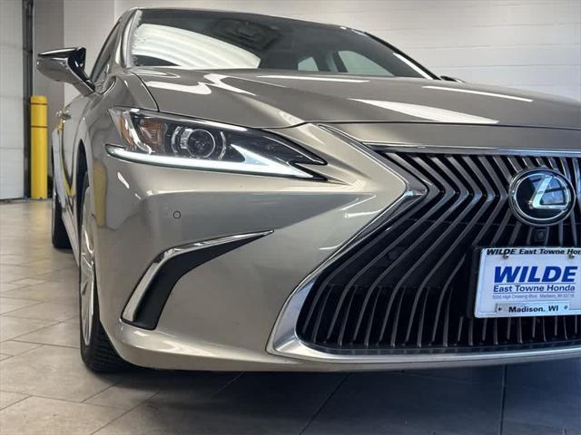 used 2020 Lexus ES 350 car, priced at $30,846