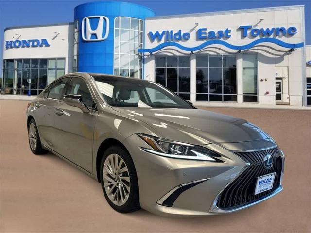 used 2020 Lexus ES 350 car, priced at $30,846