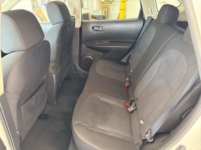 used 2015 Nissan Rogue Select car, priced at $8,488