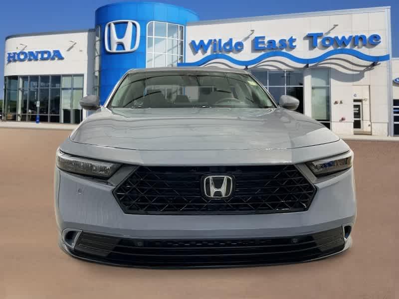 new 2025 Honda Accord Hybrid car