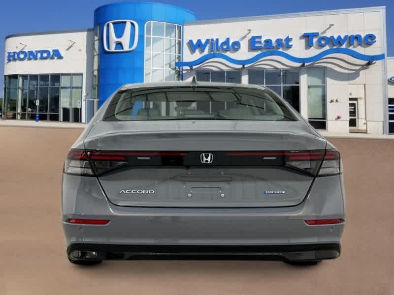 new 2025 Honda Accord Hybrid car