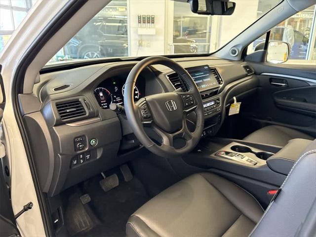 used 2025 Honda Ridgeline car, priced at $43,122