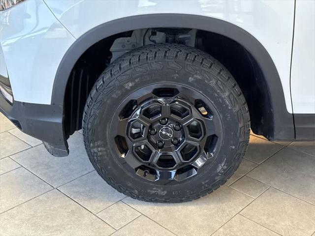 used 2025 Honda Ridgeline car, priced at $43,122