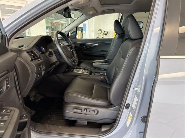 used 2022 Honda Pilot car, priced at $31,735