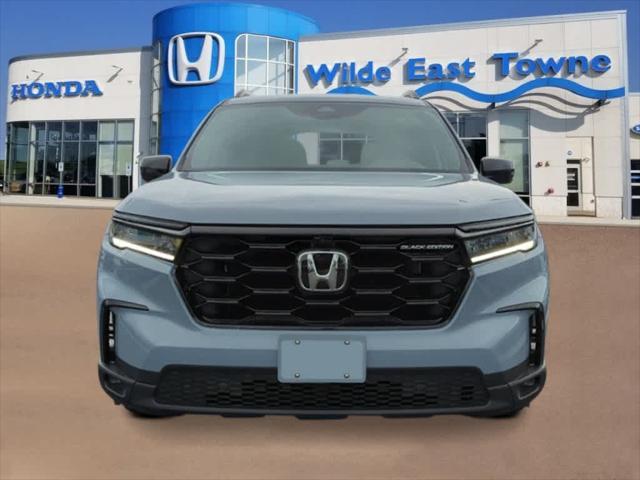 new 2025 Honda Pilot car, priced at $54,064