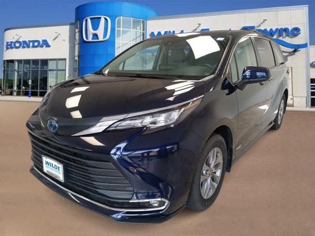 used 2021 Toyota Sienna car, priced at $37,971