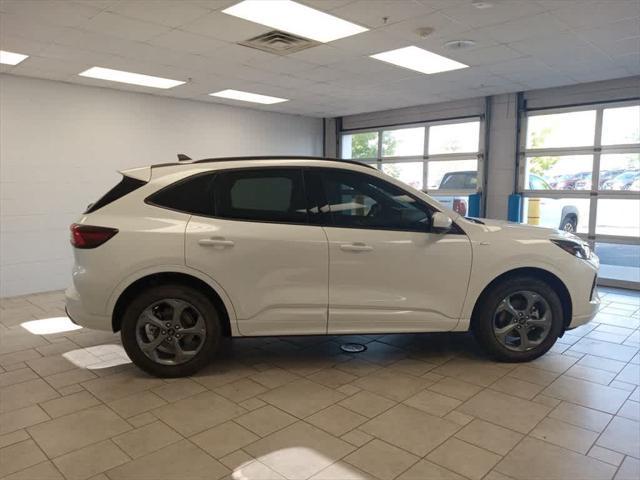 used 2023 Ford Escape car, priced at $31,909