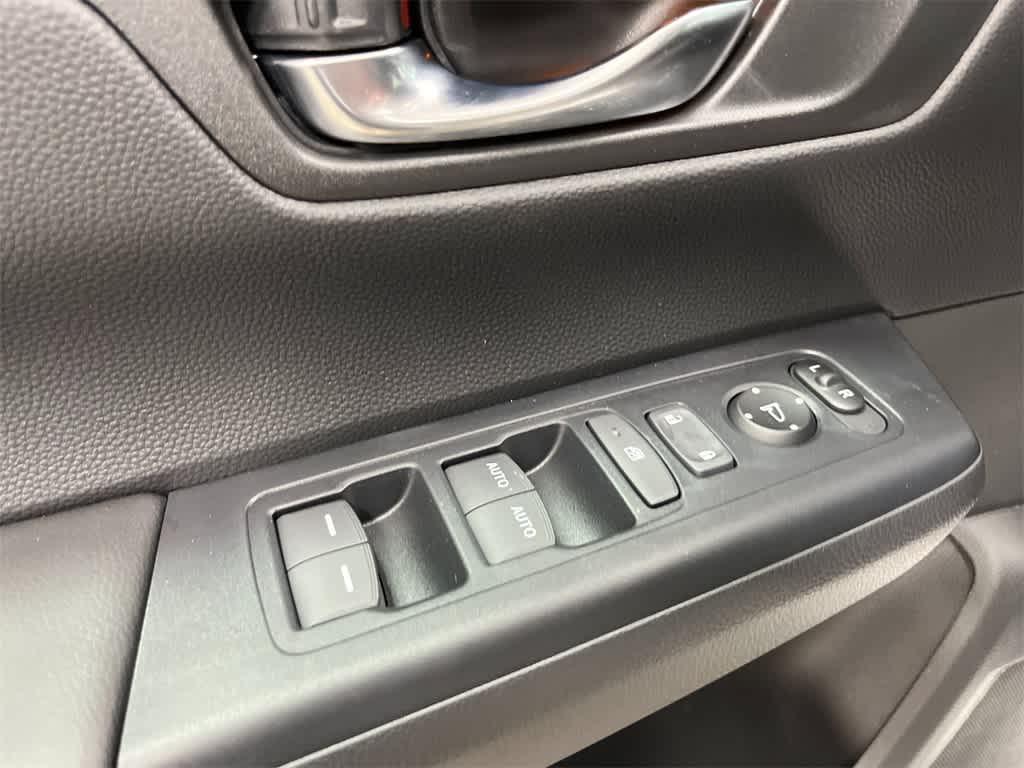 new 2026 Honda CR-V Hybrid car, priced at $40,195