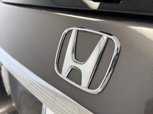 used 2015 Honda Odyssey car, priced at $9,999