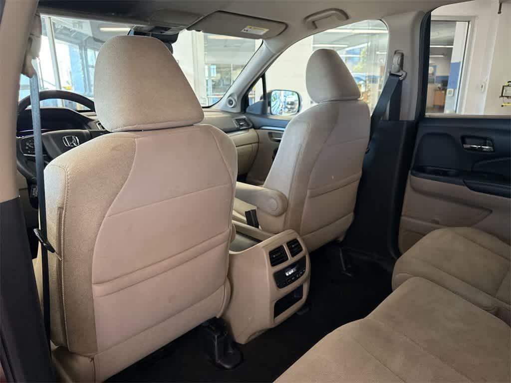 used 2021 Honda Pilot car, priced at $20,164