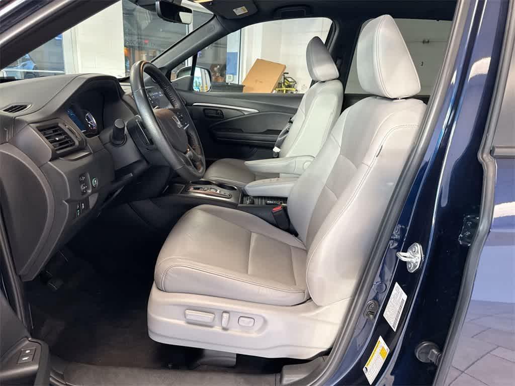 used 2023 Honda Passport car, priced at $33,963