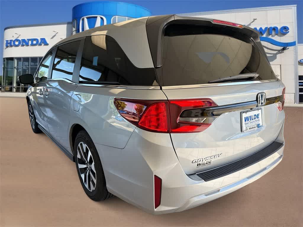 used 2025 Honda Odyssey car, priced at $43,063