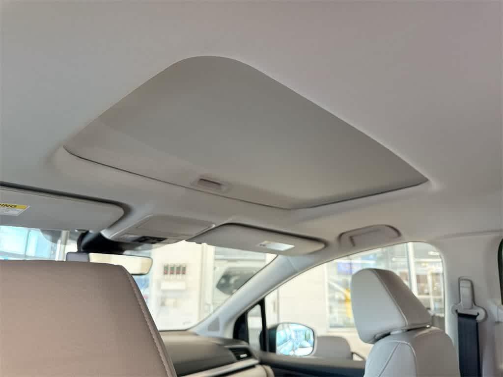 used 2025 Honda Odyssey car, priced at $43,063