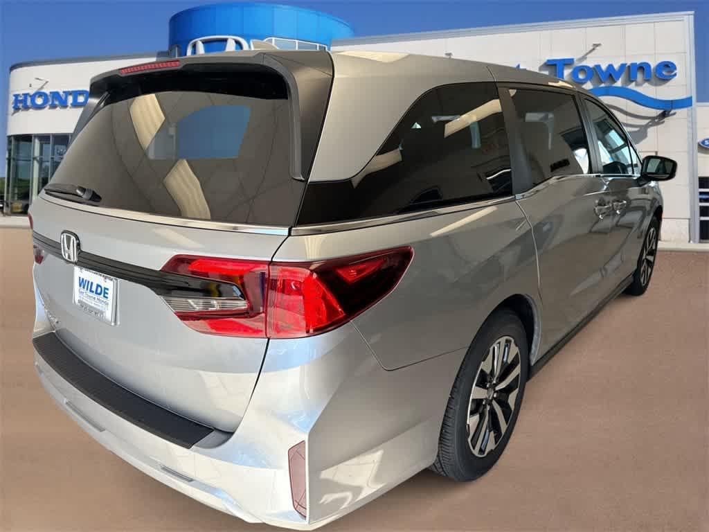 used 2025 Honda Odyssey car, priced at $43,063