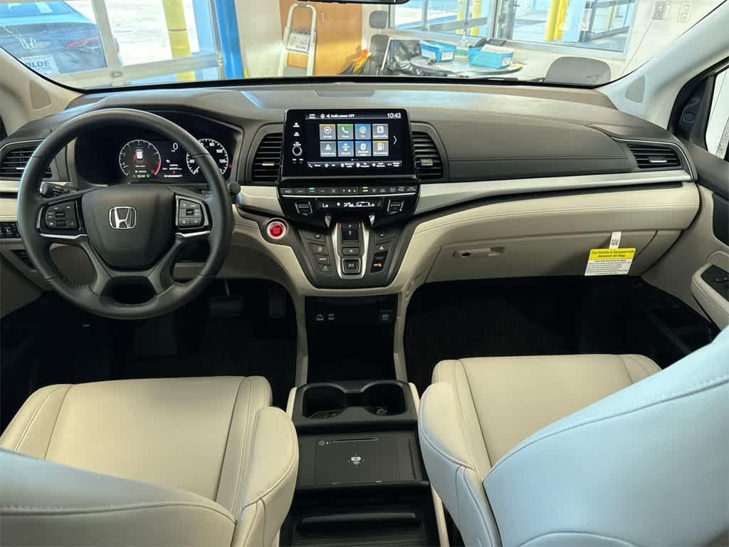 used 2025 Honda Odyssey car, priced at $43,063