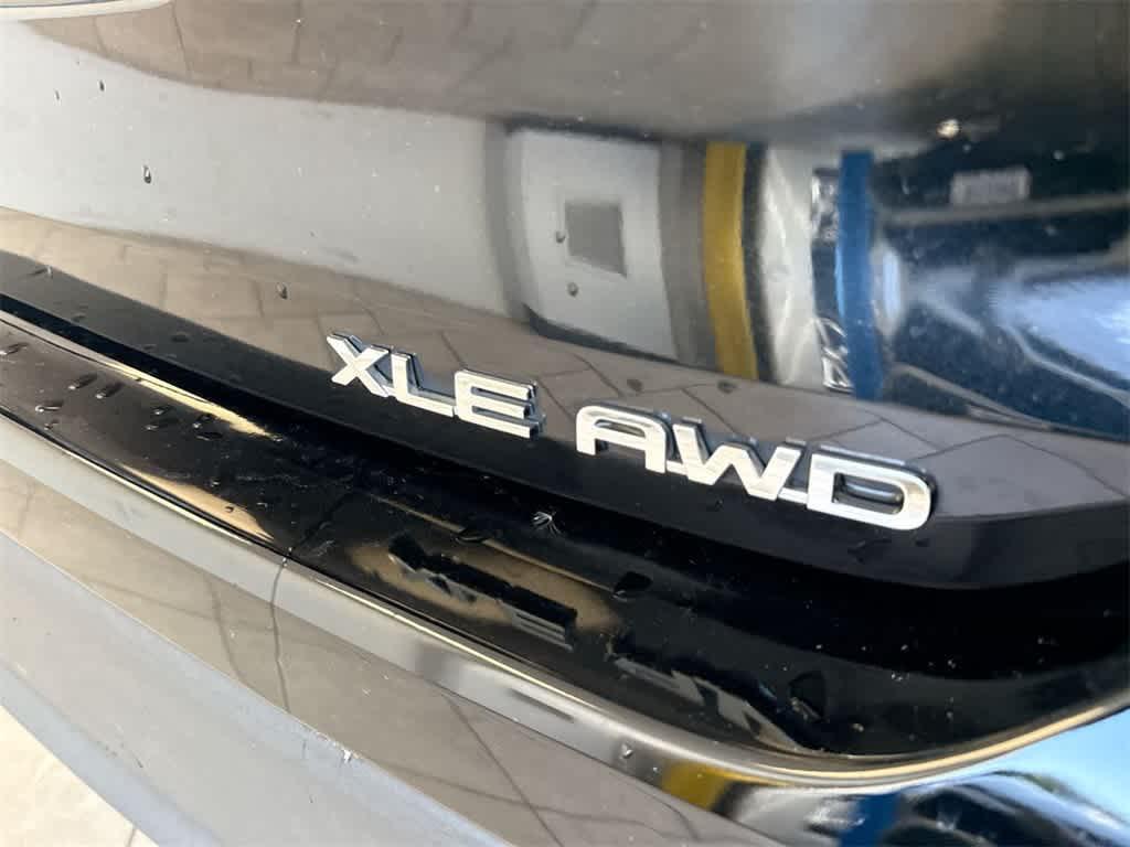 used 2022 Toyota Highlander car, priced at $30,484