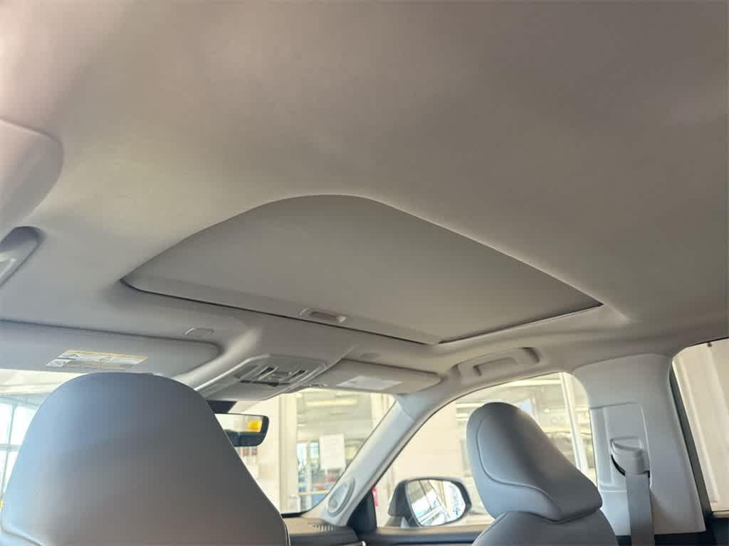 used 2023 Toyota Highlander car, priced at $41,832