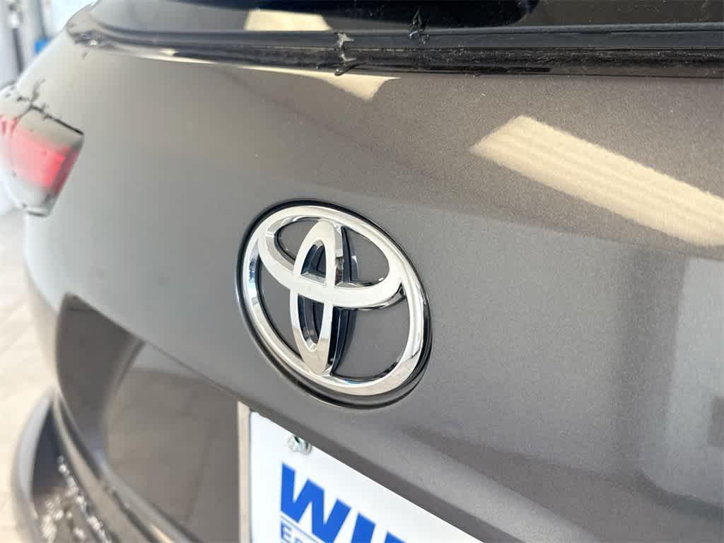 used 2023 Toyota Highlander car, priced at $41,832