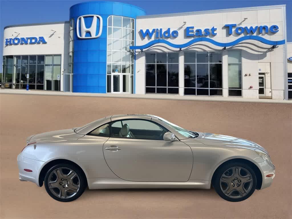 used 2006 Lexus SC 430 car, priced at $16,250