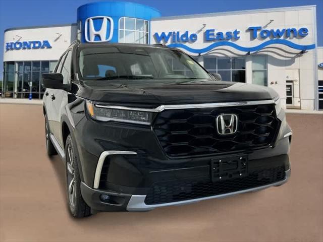 new 2025 Honda Pilot car, priced at $50,300