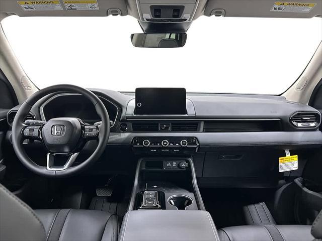 new 2025 Honda Pilot car, priced at $52,405