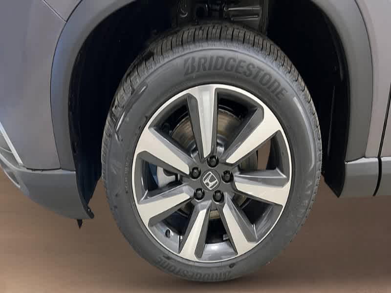 new 2025 Honda Pilot car, priced at $48,573