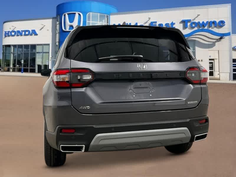 new 2025 Honda Pilot car, priced at $48,573