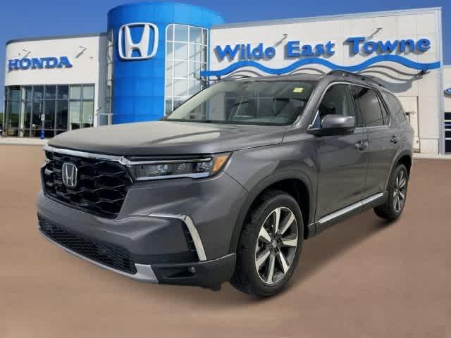 new 2025 Honda Pilot car, priced at $48,573