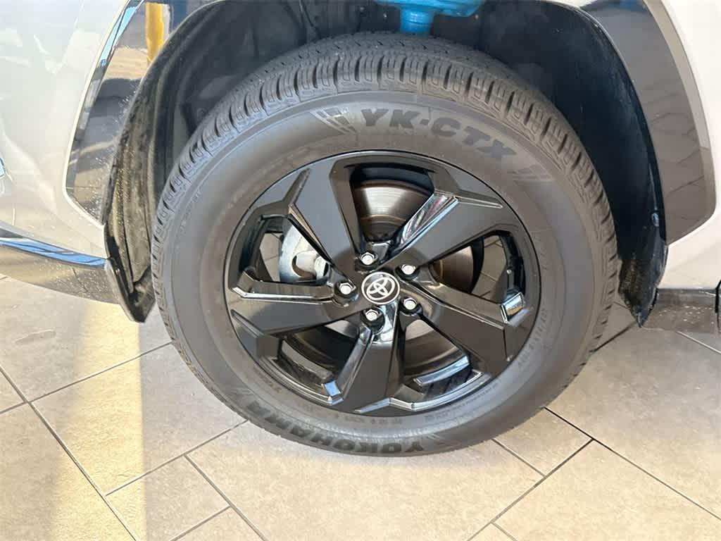 used 2020 Toyota RAV4 Hybrid car, priced at $32,168