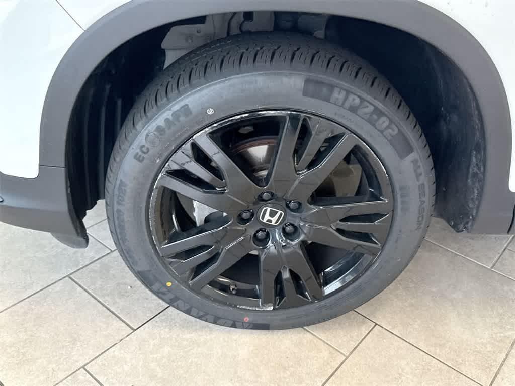 used 2022 Honda Pilot car, priced at $31,890