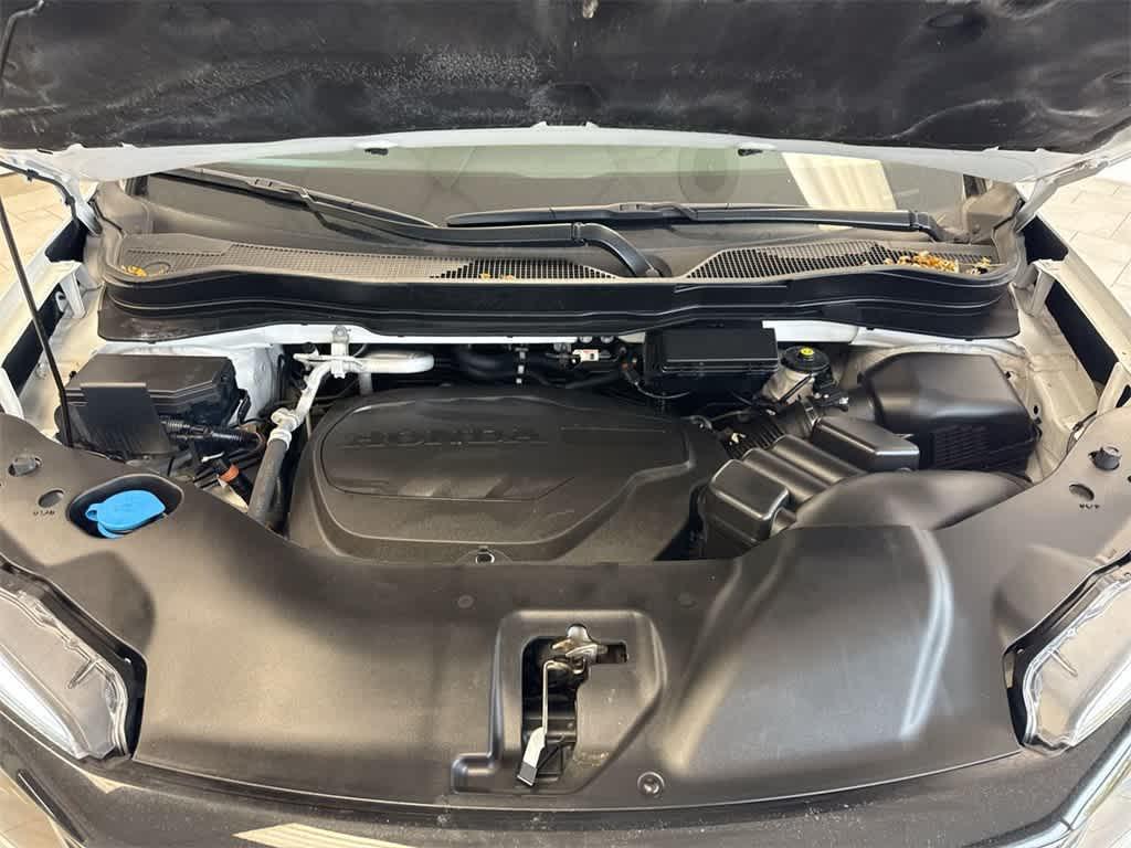 used 2022 Honda Pilot car, priced at $31,890