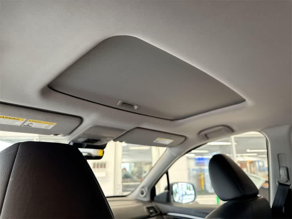used 2022 Honda Pilot car, priced at $31,890