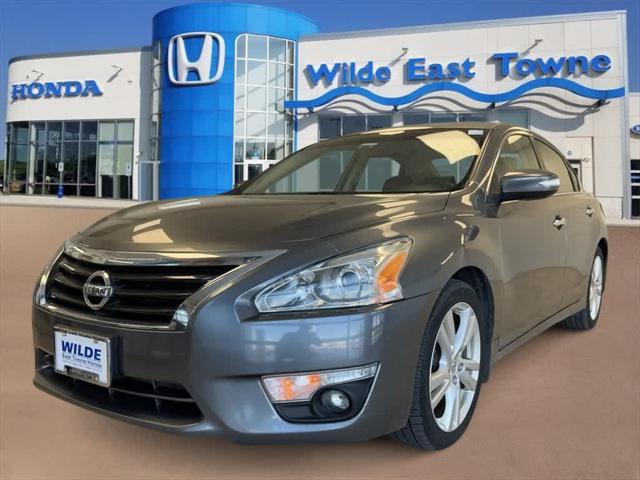 used 2014 Nissan Altima car, priced at $8,999