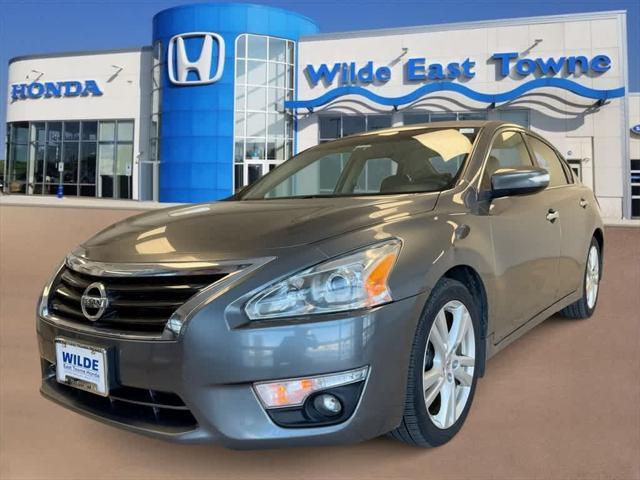 used 2014 Nissan Altima car, priced at $8,999