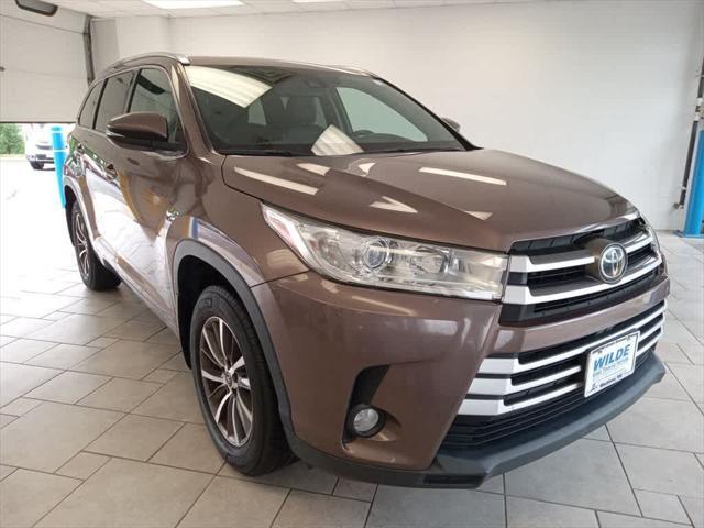 used 2017 Toyota Highlander car, priced at $24,955